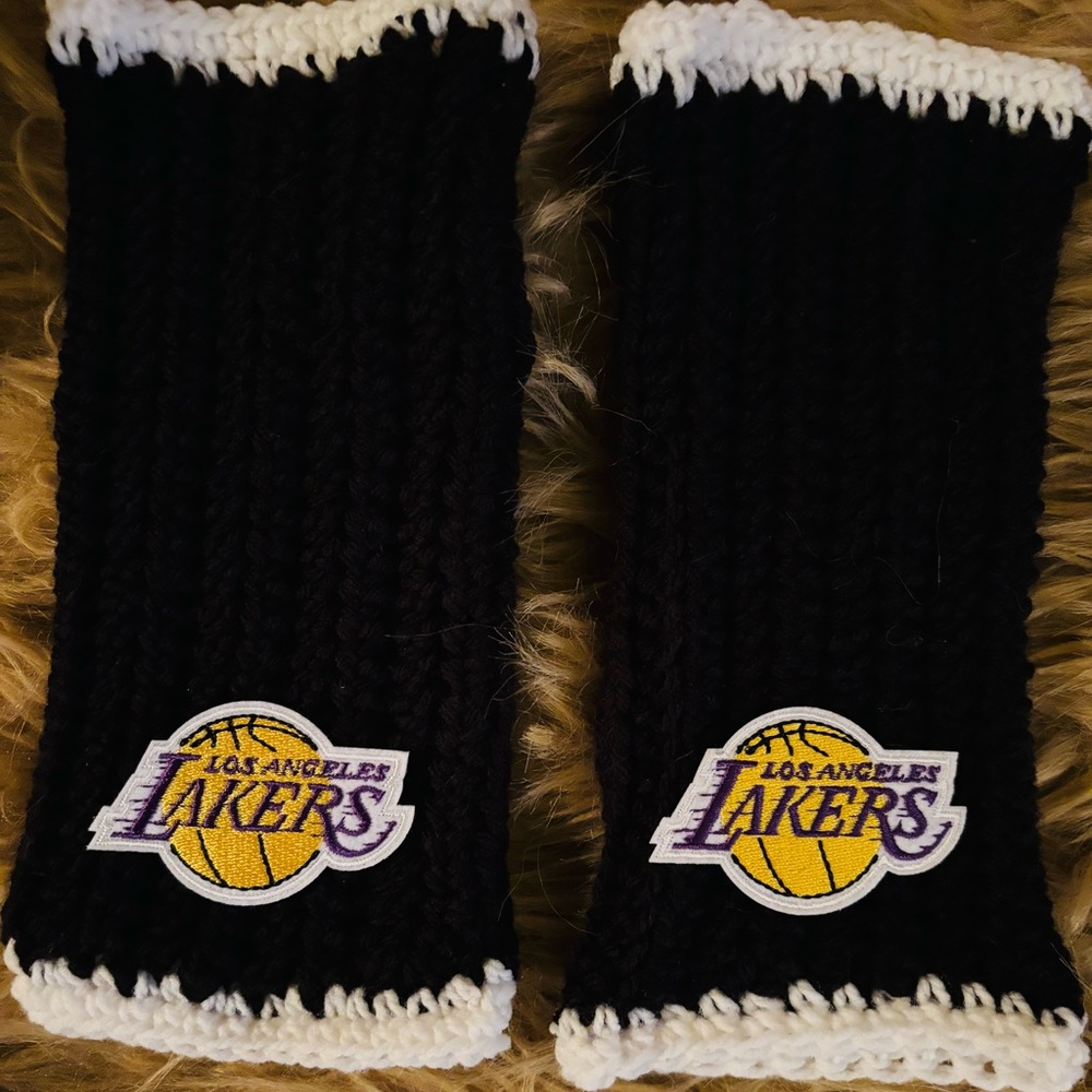 Los Angeles Lakers Finger-less Wrist Warmers Handmade Size Teen-Adult